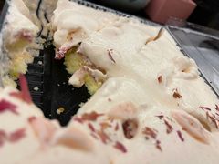荔枝玫瑰盒子蛋糕-杜哈夫DOUX RÊVE·生日蛋糕(日月光店)