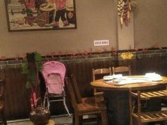 大堂-地锅公社·现炒地锅鸡·地锅鱼·夜宵(罗锦路店)