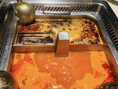 -海底捞火锅鲜切牛肉主题店(长寿路店)