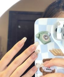 -初心纹眉洗眉·美睫专业店