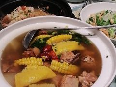 -江城小馆陕南妈妈菜·全球旅行餐厅(钟楼店)