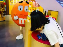 -m豆巧克力世界(上海世茂广场店)