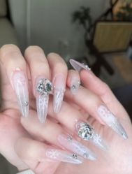 -槿里日式美甲工作室