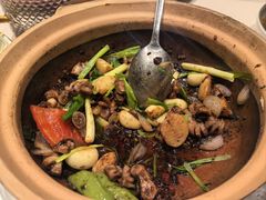 -八府香鸭·啫啫煲(华山路店)