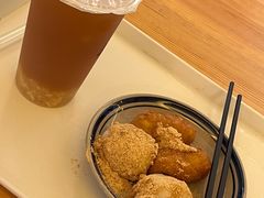 -正南齐北·老街糯米团(洪崖洞店)