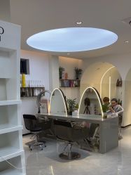 -吉艺心专业美发造型