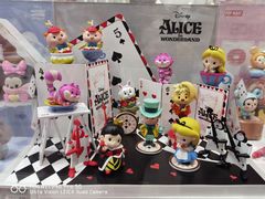 -泡泡玛特POPMART(上海环球港店)