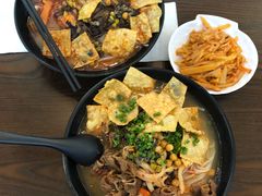 -柳大厨螺蛳粉(人民路总店)