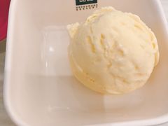 香草冰激凌球-满记甜品(日月光二店)