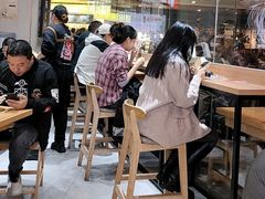 -魔都三兄弟酸辣粉·蘸卤炸串(虹桥万科店)
