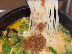 -妈妈故事米线(市府恒隆店)