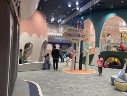 -奈尔宝家庭中心·亲子餐厅(鄞州万达店)