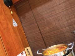 -独食火锅·半米屋台(直营总店)