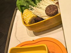 -润园四季椰子鸡火锅(卓越INTOWN店)