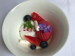 手工冰淇淋配季节水果-蝶舍·MAISON PAPILLON