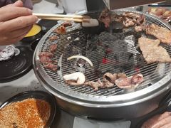 -啊美丽炭火烤肉(滑翔一店)