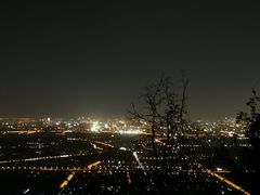 -鬼笑石后山停车场