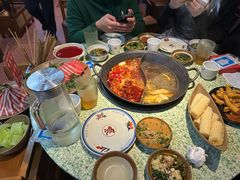 -鸿姐老火锅(静安店)