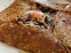 鸡蛋蘑菇熏肉荞麦可丽饼-RAC BAR(安福路店)