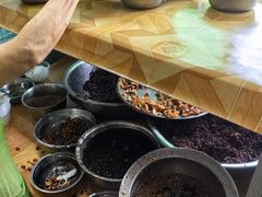 -灵山卢梅燕粉店