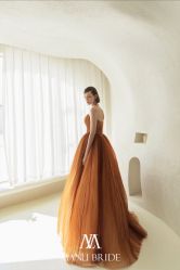-MANLI BRIDAL婚纱