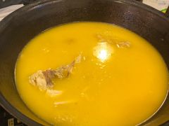 -鲜入围煮花胶鸡海鲜火锅