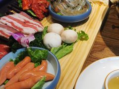 -明洞阿姨·韩式酱蟹烤肉·创意料理(三元桥店)