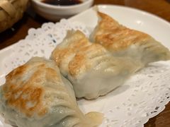 香煎韭菜饺-南拳十三姨·潮汕砂锅粥(世纪金源店)
