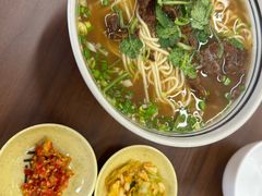 -小马牛肉面·牛骨熬制(南京博物院店)