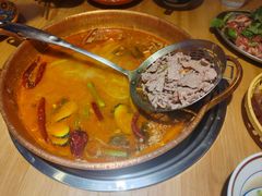 -洱火云南酸菜牛肉火锅(石景山当代商城店)