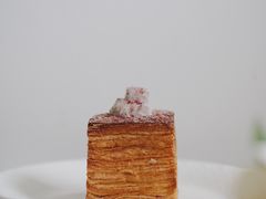 Orh&nbsp;Nee&nbsp;Croissant&nbsp;Cube-Keong Saik Bakery