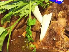 -运气牛自助酱大骨火锅(南京东路店)