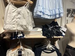 -Brandy Melville