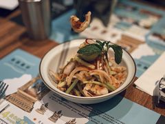 柠檬酸辣无骨凤爪-帕蓝·暹罗料理(曲阳店)