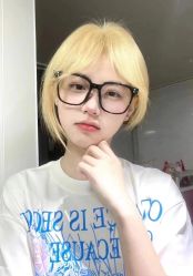 -IU潮牌·SALON