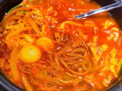 辣牛肉汤-吴草鸡爪오초닭발韩食堂(融恒盈嘉中心店)