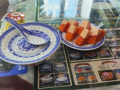 -广信牛奶甜品世家(台东店)