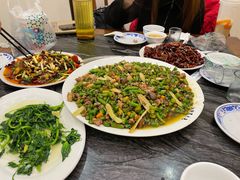特色尖椒兔-江湖黑大兔(杨家坪店)