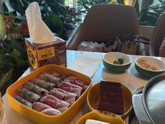 -润园四季椰子鸡火锅(卓越INTOWN店)