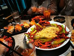 -沪小胖小龙虾(淮海中路旗舰店)
