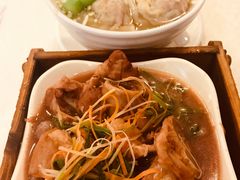 乳香蒸猪手-品致尊食府(五羊店)