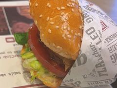 -The Habit Burger Grill 哈比特汉堡(爱琴海店)