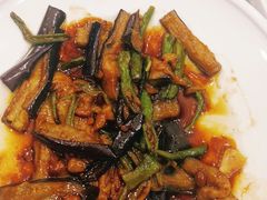 -皇城根·鲁菜济南菜·吊炉烤鸭·炒鸡鱼头(济南旗舰店)