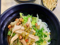 -龙记桂林米粉(财满街店)