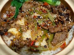 -煲仔皇腊味煲仔饭(经四万达店)
