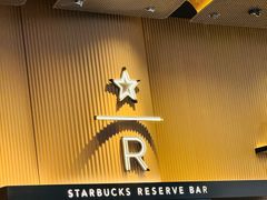 -星巴克臻选(上海合生汇1F店)