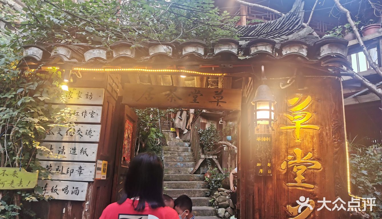 只能说宣传很棒，所有游客几乎都慕名而来