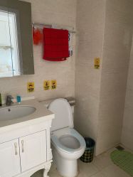 -母仪天下月子中心(光谷店)