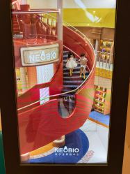 -奈尔宝家庭中心·亲子餐厅(苏州大悦城店)