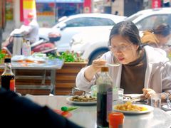 -健跳小海鲜(人民路店)